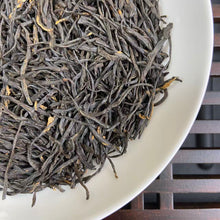 Load image into Gallery viewer, 2026 Spring Black Tea Zhong Guo Hong (China Red) A++++ Grade, Loose Leaf Tea, Di - photo 3