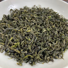 Load image into Gallery viewer, 2026 Spring Gou Gu Nao (Gougunao) A Grade, Loose Leaf Green Tea, Lv Cha, SuiChua - photo 6