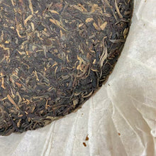 Load image into Gallery viewer, 2006 DaYi "8582" Cake 357g Puerh Sheng Cha Raw Tea (Batch 602/603)