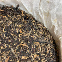 Load image into Gallery viewer, 2011 DaYi "Ba Da Gao Shan" (Bada High Mountain) Cake 357g Puerh Sheng Cha Raw Tea