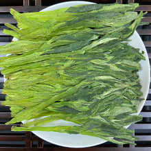 Load image into Gallery viewer, 2026 Early Spring "Tai Ping Hou Kui" (Taiping Houkui / Kowkui) A+++ Grade, Green Tea, Lv Cha, AnHui Province.