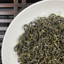 Load image into Gallery viewer, 2026 Spring "Gou Gu Nao" (Gougunao) A Grade, Loose Leaf Green Tea, Lv Cha, SuiChuan, JiangXi Province.