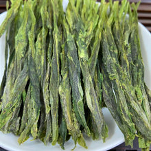 Load image into Gallery viewer, 2026 Early Spring "Tai Ping Hou Kui - Shou Gong" (Taiping Houkui / Kowkui - Handmade) A++++ Grade, Green Tea, Lv Cha, AnHui Province.