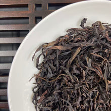 Load image into Gallery viewer, 2025 Spring FengHuang DanCong "Shui Mi Tao - Gu Shu" (Honey Peach Aroma- Old Tree ^Not Old Bush^) A+++++ Grade, Medium-Heavy Roasted Oolong, Loose Leaf Tea, Chaozhou