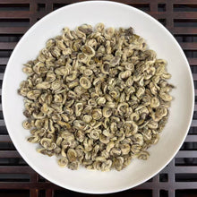 Load image into Gallery viewer, 2026 Green Tea "Mo Li Hua Cha - Yu Luo" ( Jasmine Flower - Jade Snail ) A+++ Grade, Lv Cha