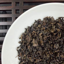Load image into Gallery viewer, 2026 Spring Oolong "Tan Bei - Tie Guan Yin" (Charcoal Roasted - TieGuanYin) 9 g/bag Vacuum-Packed, A+++ Grade, Anxi County