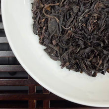 Load image into Gallery viewer, [July.03.2026 Updated] 2025 Spring Oolong "Rou Gui - Niu Lan Keng - Zheng Yan" (Rougui - NiuLanKeng / Cow Pen Pit - Core Rock Region) Medium-Heavy Roasted, S+++++ Grade, 9g/Bag, Loose Leaf, Wuyi Yancha, Rock / Cliff Tea, Wuyi Core Mountain