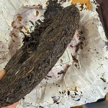 Load image into Gallery viewer, 2006 MengKu RongShi "Chun Jian" (Spring Bud) Cake 400g Puerh Raw Tea Sheng Cha