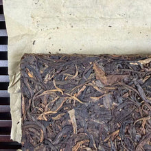 Load image into Gallery viewer, 2014 DaMing "Yong De Cha Zhuan" (Yongde Tea Region Tea Brick) 250g Puerh Raw Tea Sheng Cha