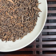 Laden Sie das Bild in den Galerie-Viewer, Late 1990s "San Cha - 1 Ji" (Loose Leaf - 1st Grade) Puerh Ripe Tea Shou Shu Cha