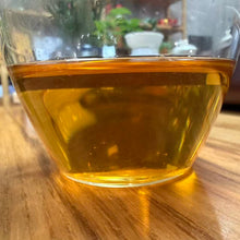 Load image into Gallery viewer, 2026 Taiwan Black Tea "GABA Oolong - Li Shan"  A+++++ Grade, Vacuum-Sealed Loose Leaf, Hong Cha