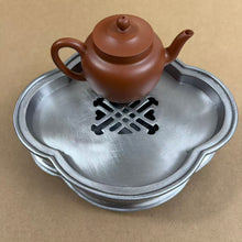 Load image into Gallery viewer, Yan Ji Li "Hai Tang Hua" (Crabapple Blossoms) Handmade Tin Tea Tray / Saucer / Board — Chaozhou Gongfu Teaware