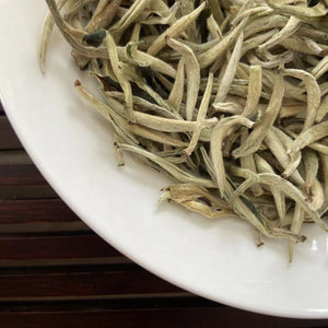 2024 Early Spring White Tea "Da Bai Ya - Yue Guang Bai" (Giant White Bud - Moonlight) A++ Grade, Loose Leaf Tea, JingGu BaiCha, YunNan Province.