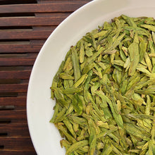 Charger l&#39;image dans la galerie, 2024 Early Spring &quot;Long Jing&quot; (Dragon Well) A+++ Grade Green Tea, ZheJiang Province.