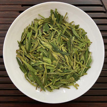 Cargar imagen en el visor de la galería, 2024 Early Spring &quot;Long Jing&quot; (Dragon Well) A+ Grade Green Tea, ZheJiang Province.