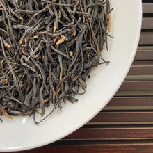 Carica l&#39;immagine nel visualizzatore di Gallery, 2024 Early Spring Black Tea &quot;Zhong Guo Hong&quot; (China Red) A++++ Grade, Loose Leaf Tea, Dian Hong, FengQing, Yunnan