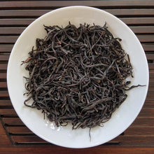 Laden Sie das Bild in den Galerie-Viewer, 2024 Black Tea &quot;Mei Zhan - Tou Chun&quot;  (Meizhan - Early Spring), Loose Leaf Tea, Dian Hong Processing Method, Fujian