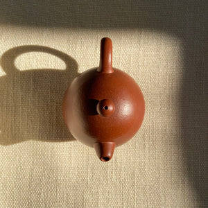 [1pcs Only] Fully Handmade, Yixing "Long Dan" (Egg Shape) Teapot 160ml, "Jiang Po Ni" Mud