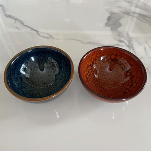 JianZhan "Hong / Lan Zhe Hu Ban" (Red/Blue Pelican Spot) Tea Cup