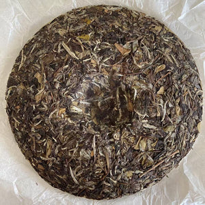 2017 YueTai "Lao Bai Cha - Bai Mu Dan" (Old White Tea - Baimudan) Cake 300g Fuding BaiCha, Fujian Province.