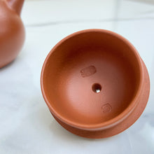 Load image into Gallery viewer, Yixing "Wen Dan" Teapot 150ml, "Zhu Ni" Clay / Mud