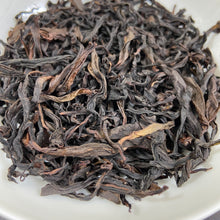 Load image into Gallery viewer, 2026 Early Spring FengHuang DanCong "Lao Cong - Mi Lan Xiang" (Old Bush - Honey Orchid Fragrance) A+++ Grade, Medium-Heavy Roast Oolong, Loose Leaf Tea, Chaozhou