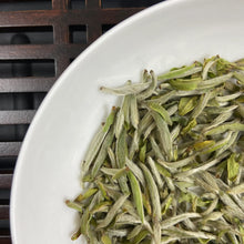 Carica l'immagine nel visualizzatore di Gallery, 2026 Early Spring "Bai Hao Yin Zhen - Tou Cai" (White Hair Silver Needle - 1st Picking) A+++++ Grade, White Tea, Fuding, Fujian Province