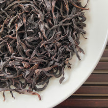 Load image into Gallery viewer, 2023 Spring FengHuang DanCong &quot;Song Zhong - Lao Cong&quot; (Songzhong - Old Tree) S+ Grade Oolong, Medium- Heavy Roasted, Loose Leaf Tea, Wu Dong, Chaozhou