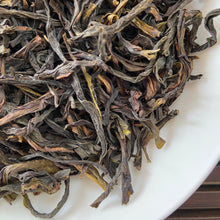 Load image into Gallery viewer, 2023 Spring FengHuang DanCong &quot;Ya Shi Xiang&quot; (Duck Poop Fragrance) A+++ Grade, Light-Medium Roasted Oolong, Loose Leaf Tea, Chaozhou