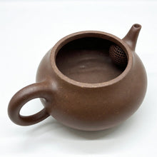 Load image into Gallery viewer, Yixing "Ai Li" (Plump Pear-shaped) Teapot 180ml, "Zi Ni" Clay / Mud