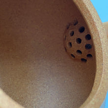 Load image into Gallery viewer, Fully Handmade, Yixing Li Xing (Pear Shape) Teapot 150ml, Duan Ni Clay / Mud - photo 10