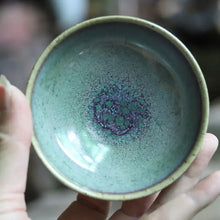 Load image into Gallery viewer, Jun Kiln Gaiwan 150ml and 5 Varied Gongfu Tea Cups - King Tea Mall - photo 5