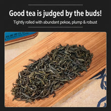 Laden Sie das Bild in den Galerie-Viewer, CNNP-Butterfly Brand "Mo Li Hua Cha - Te Ji" (Jasmine Flower Tea - Special Grade) Scented Green Tea (Baked Green Tea Base)