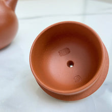 Load image into Gallery viewer, Yixing Wen Dan Teapot 150ml, Zhu Ni Clay / Mud - photo 18
