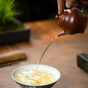 Yixing "Weng Xing" (Jar Style) Teapot 100ml, Xiao Mei Yao Zhu Ni Mud.