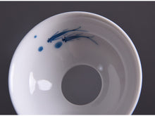 Laden Sie das Bild in den Galerie-Viewer, Dehua White Porcelain Gaiwan 140ml / Strainer / Pitcher 200ml / Tea Cup 60ml, KTM007