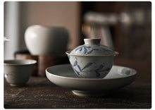 Laden Sie das Bild in den Galerie-Viewer, Handmade Ancient Color Pattern Glazed Porcelain &quot;Gai Wan 125ml&quot; Gaiwan, Qinghuaci White and Blue China Gongfu Teawares