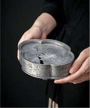 Laden Sie das Bild in den Galerie-Viewer, Tin Tea Tray (Cute) / Saucer / Board, Chaozhou Gongfu Teaware