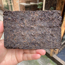 Load image into Gallery viewer, 1994 CNNP Puerh 7581 Tea Brick 250g Puerh Ripe Tea Shou Cha - photo 4