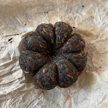 Load image into Gallery viewer, 2003 FuHai Jin Gua ( Golden Melon) Tuo 200g Puerh Raw Tea Sheng Cha - photo 2