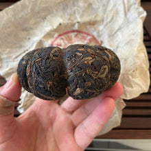 Load image into Gallery viewer, 2003 FuHai Jin Gua ( Golden Melon) Tuo 200g Puerh Raw Tea Sheng Cha - photo 4