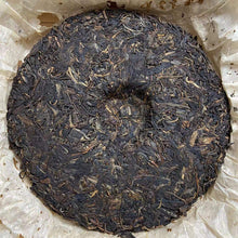 Load image into Gallery viewer, 2005 ChangTai Yi Chang Hao - Jing Pin (Yiwu) 400g Puerh Raw Tea Sheng Cha - photo 8