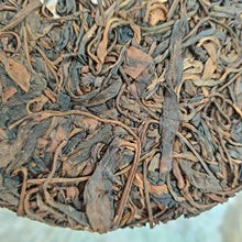 Load image into Gallery viewer, 2005 ChangTai Yi Chang Hao - Zheng Pin (Yiwu) 400g Puerh Raw Tea Sheng Cha - photo 4