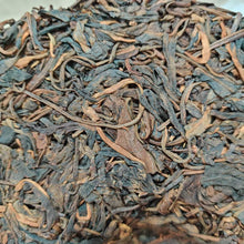 Load image into Gallery viewer, 2005 ChangTai Yi Chang Hao - Zheng Pin (Yiwu) 400g Puerh Raw Tea Sheng Cha - photo 5