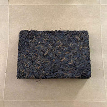 Carica l'immagine nel visualizzatore di Gallery, 2005 LaoTongZhi Cha Zhuan - Zhu Pi Cha (Tea Brick - Bamboo Neifei) 250g Puerh Ri - photo 4