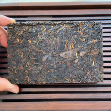 Load image into Gallery viewer, 2006 ChangTai Tian Xia Tong An (HK Tongan Lion Brick) 250g Puerh Sheng Cha Raw T - photo 3