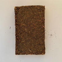 Load image into Gallery viewer, 2007 BaiShaXi Fu Zhuan Cha (Fu Brick Tea - Golden Flower), 800g, HeiCha, Dark Te - photo 5