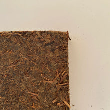 Load image into Gallery viewer, 2007 BaiShaXi Fu Zhuan Cha (Fu Brick Tea - Golden Flower), 800g, HeiCha, Dark Te - photo 6