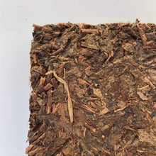 Load image into Gallery viewer, 2007 CNNP - XiangYi Te Zhi - Fu Zhuan (Special - Fu Brick) 400g Tea, Dark Tea, F - photo 4