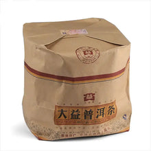 Carica l'immagine nel visualizzatore di Gallery, 2007 DaYi "8592" Cake 357g Puerh Shou Cha Ripe Tea - King Tea Mall
